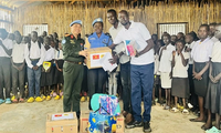 Fuerzas de Seguridad Pública de Vietnam se suman al apoyo a niños del Sudán del Sur