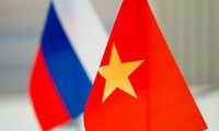 Líderes de Vietnam y Rusia se felicitan por gran hito de vínculos binacionales 