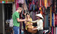 Ẩm thực đường phố Hà Nội