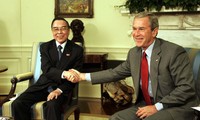 Nguyên Thủ tướng Phan Văn Khải ghi nhiều dấu ấn về ngoại giao