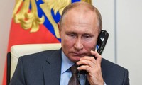 Premier entretien téléphonique entre Joe Biden et Vladimir Poutine
