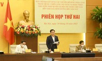 Vuong Dinh Huê dirige la deuxième session de la Direction chargée du perfectionnement de l’État de droit socialiste vietnamien