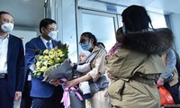 Arrivée à Hanoï du premier vol de rapatriement de ressortissants vietnamiens d’Ukraine