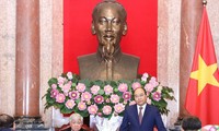 Nguyên Xuân Phuc rencontre des figures ethniques prestigieuses