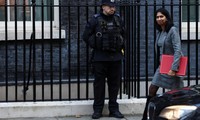 Royaume-Uni: nouveau coup dur pour Liz Truss avec le départ de sa ministre de l'Intérieur