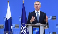 Le secrétaire général de l'OTAN discute du soutien à l'Ukraine avec les ministres de la Défense des États membres de l'UE