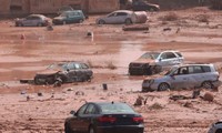 Inondations en Libye: Un nombre “énorme” de morts et 100.000 disparus