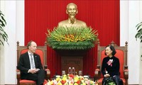 Rencontre entre Jussi Halla-aho et la cheffe de la commission d’organisation du Comité central du Parti communiste vietnamien