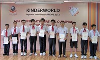 นักเรียนเวียดนาม 10 คนจะเข้าร่วมแข่งขันคณิตศาสตร์เอเชีย - แปซิฟิก