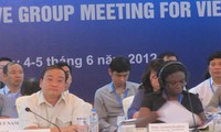 ปิดการประชุมกึ่งวาระนักอุปถัมภ์ให้แก่เวียดนาม 2012