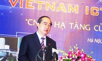 ฟอรั่มระดับสูงเทคโนโลยี่ – สารสนเทศเวียดนามปี 2012