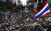ศาลไทยสั่งห้ามใช้ความรุนแรงกับผู้ชมนุม