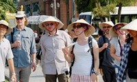 จำนวนนักท่องเที่ยวต่างประเทศเยือนเวียดนามเพิ่มขึ้นต่อไป