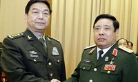 รัฐมนตรีกลาโหมเวียดนามฝุ่งกวางแทงเยือนประเทศจีน