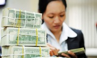 ชาวเวียดนามโพ้นทะเลส่งเงินกลับประเทศเป็นจำนวนมาก
