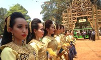 กัมพูชาเป็นเจ้าภาพจัดงานมหกรรมวัฒนธรรมเยาวชนระหว่างประเทศ 2015