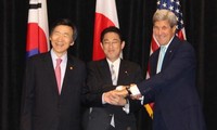 สหรัฐ ญี่ปุ่นและสาธารณรัฐเกาหลีหารือเพิ่มการคว่ำบาตรเปียงยาง