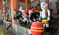 เอกลักษณ์วัฒนธรรมการเชิดหุ่นกระบอกน้ำในหมู่บ้านด่าวถูก อำเภอดงแอง กรุงฮานอย