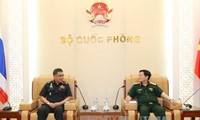 รัฐมนตรีกลาโหมเวียดนามให้การต้อนรับปลัดกระทรวงกลาโหมไทย