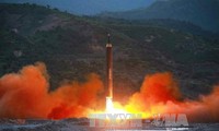 สาธารณรัฐประชาธิปไตยประชาชนเกาหลีประกาศทดลองยิงขีปนาวุธฮวาซอง 15 ประสบความสำเร็จ