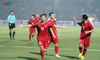 ฟุตบอลชายทีมชาติเวียดนามผ่านเข้ารอบรองชนะเลิศด้วยการเป็นแชมป์กลุ่มเอในการแข่งขันฟุตบอลเอเอฟเอฟ ซูซูกิ คัพ 2018 