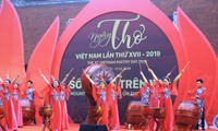 วันกลอนเวียดนาม 2019 มีส่วนร่วมประชาสัมพันธ์วรรณกรรมเวียดนามต่อเพื่อนมิตรระหว่างประเทศ