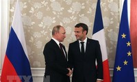 ประธานาธิบดีรัสเซีย วลาดีเมียร์ ปูติน เยือนประเทศฝรั่งเศสอย่างเป็นทางการ