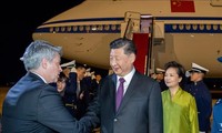 ประธานประเทศจีน สีจิ้นผิง เจรจากับประธานาธิบดีบราซิล จาอีร์ โบลโซนาโร