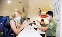 ตั้งแต่วันที่ 15 มีนาคม เวียดนามจะทำการตรวจหาเชื้อไวรัส SARS – CoV – 2 ต่อผู้โดยสารที่มาจากยุโรปและสหรัฐ