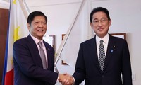 ประธานาธิบดีฟิลิปปินส์เยือนญี่ปุ่น