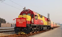 รถไฟขนส่งสินค้าเที่ยวขากลับเที่ยวแรกเส้นทางจีน – ลาว-ไทย