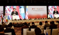 ประธานสภาแห่งชาติเวียดนามกล่าวปราศรัยในการประชุมครบองค์ของไอป้า 44