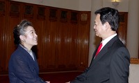 Thủ tướng Nguyễn Tấn Dũng tiếp Bộ trưởng Bộ Môi trường Hàn Quốc