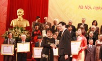 Trao giải thưởng Nhà nước về Văn học nghệ thuật và danh hiệu Nghệ sĩ Ưu tú