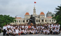 Trại hè Việt Nam 2012: Hành trình đến thành phố mang tên Bác