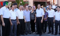 Chủ tịch Quốc hội tiếp xúc cử tri huyện Thạch Hà, Hà Tĩnh 