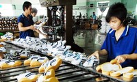 Xuất khẩu giày dép đạt gần 4 tỷ USD