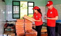 Hội Chữ thập đỏ Việt Nam hỗ trợ các gia đình bị lũ quét