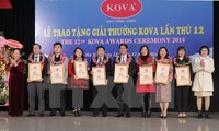 Trao giải thưởng và học bổng KOVA lần thứ 12