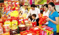 Lạm phát ở Việt Nam tiếp tục giảm nhờ nỗ lực bình ổn giá