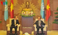 Chủ tịch Quốc hội tiếp thân mật Tổng thư ký Liên hợp quốc Ban Ki Moon
