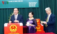 Chủ tịch nước Trần Đại Quang bỏ phiếu bầu cử Quốc hội