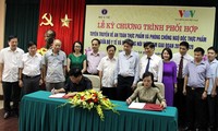 Bộ Y tế và Đài Tiếng nói Việt Nam phối hợp tuyên truyền về an toàn thực phẩm
