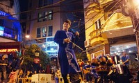 Sống động âm nhạc dân tộc trong đêm phố cổ Hà Nội