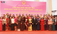  Gặp mặt các nữ đại sứ, nữ Trưởng đại diện các tổ chức quốc tế tại Việt Nam