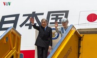 Nhà vua Nhật Bản Akihito và Hoàng hậu kết thúc tốt đẹp chuyến thăm cấp Nhà nước tới Việt Nam 