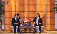 Chủ tịch nước Trần Đại Quang tiếp xúc song phương với lãnh đạo các nước