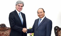 Siemens sẵn sàng hợp tác với Việt Nam trong phát triển cuộc cách mạng công nghiệp lần thứ 4