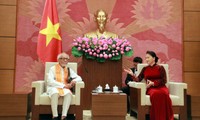Chủ tịch Quốc hội Nguyễn Thị Kim Ngân tiếp Chủ tịch Ủy ban đoàn kết Ấn Độ-Việt Nam bang Tây Belgan