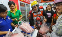  Tổ chức bán thịt lợn hỗ trợ người chăn nuôi tại Hà Nội 